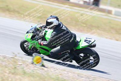 media/Apr-23-2023-TrackXperience (Sun) [[90816c9ee1]]/Level 2/session 2 turn 11/